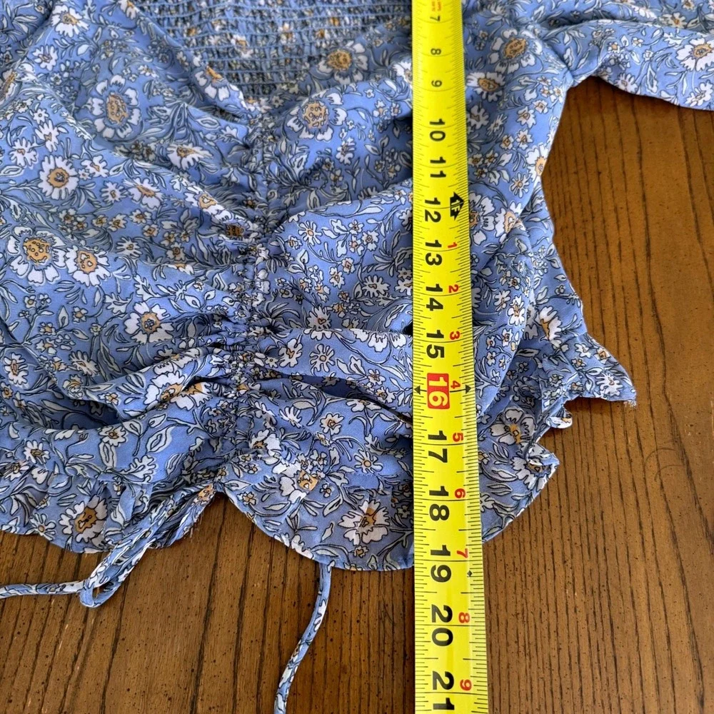 ASTR The Label Pinto Top Blue Floral Ruched Milkmaid Puff Sleeve Cropped Small